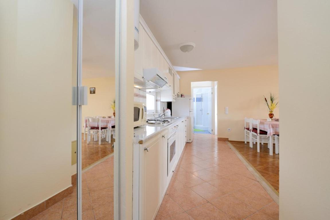 Apartment And Rooms Sidro Petrcane Esterno foto