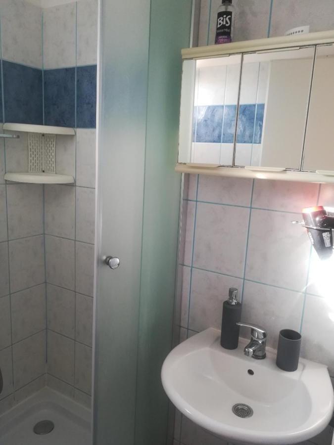 Apartment And Rooms Sidro Petrcane Esterno foto