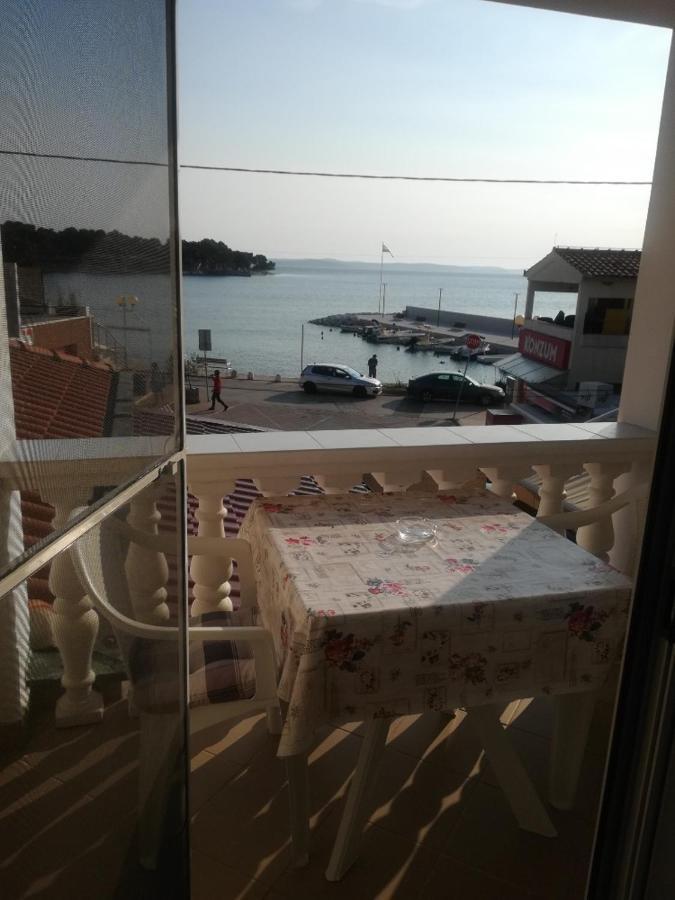 Apartment And Rooms Sidro Petrcane Esterno foto